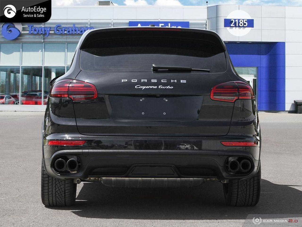 2016 Porsche Cayenne Turbo-4