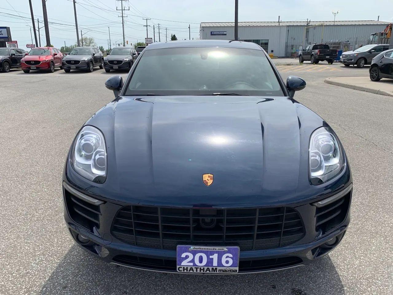 2016 Porsche Macan S-2