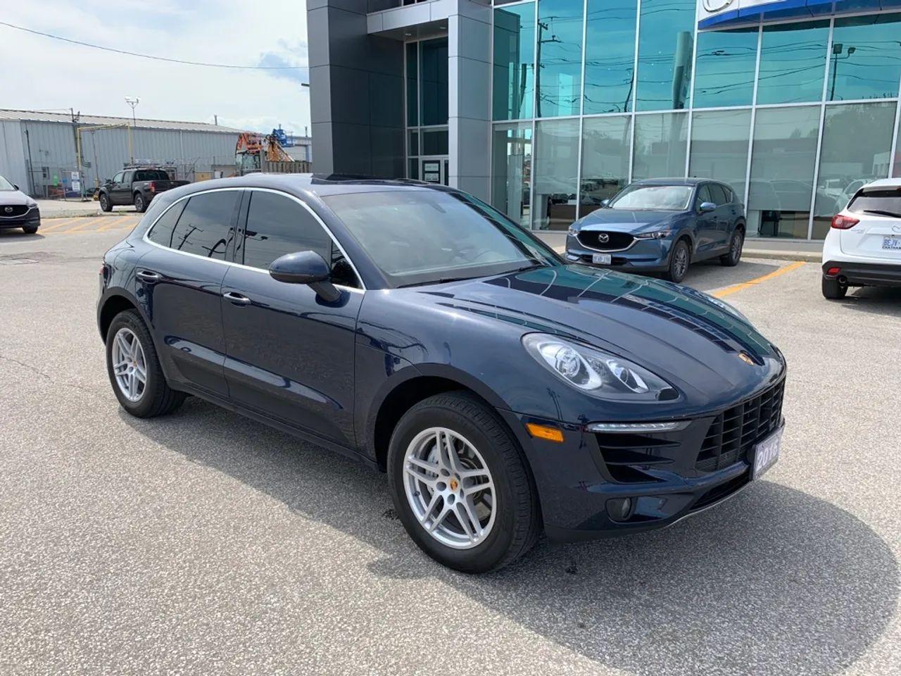 2016 Porsche Macan S-3