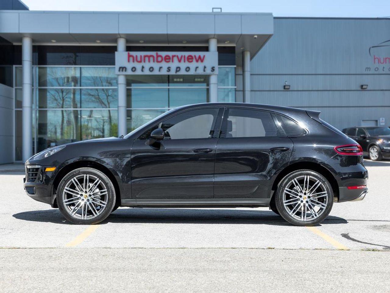 2016 Porsche Macan S-2