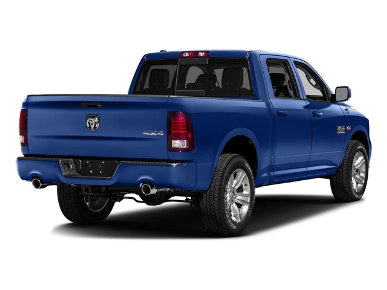 2016 Ram 1500 Big Horn-1
