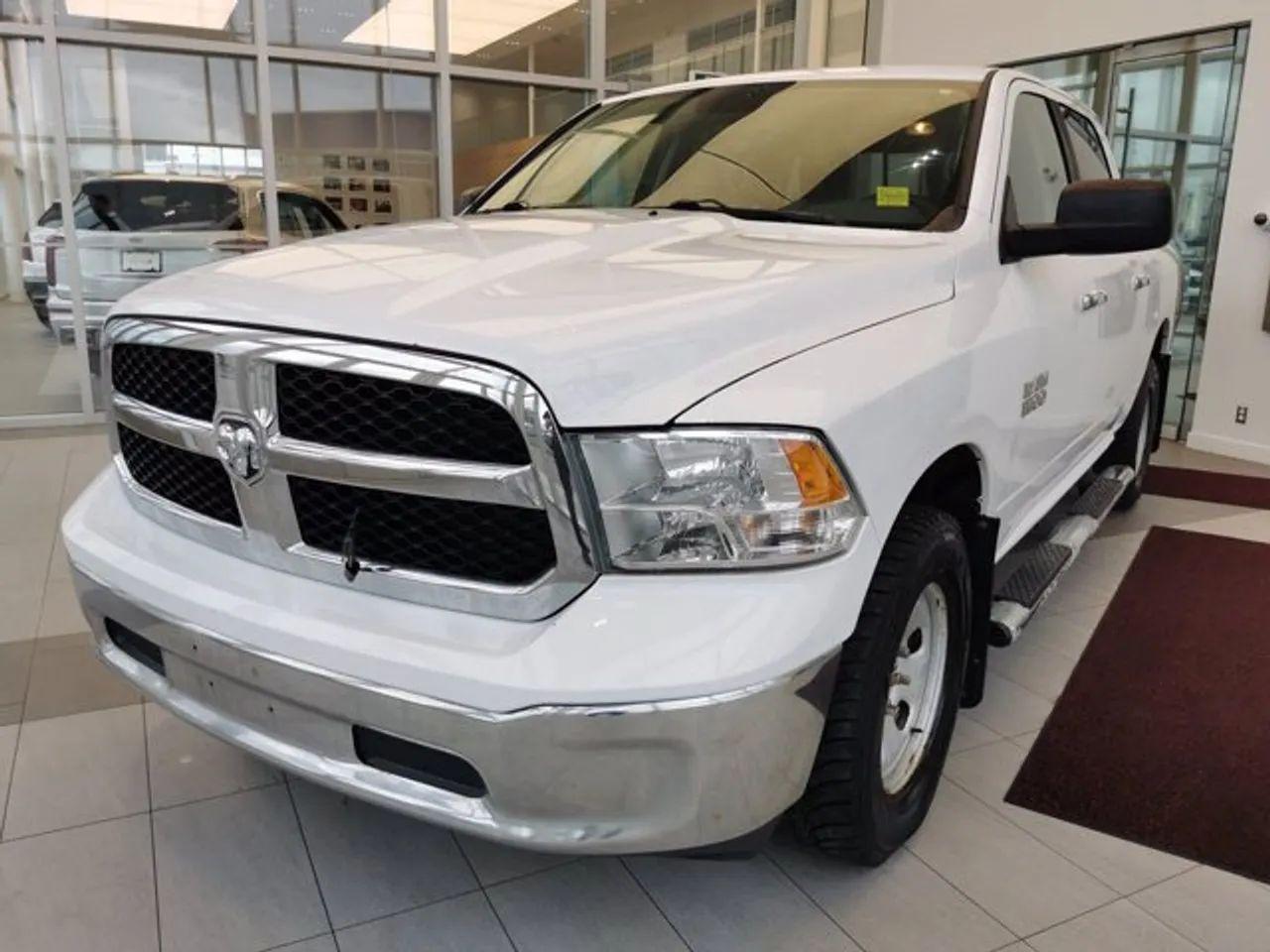 2016 Ram 1500 SLT-3