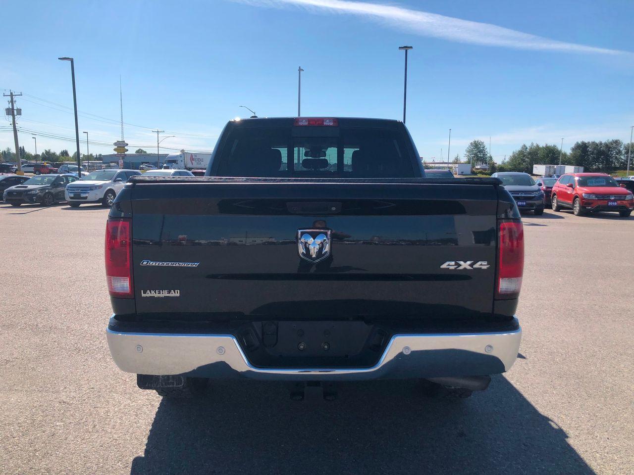 2016 Ram 1500 SLT-3