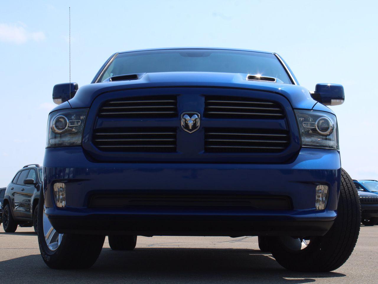 2016 Ram 1500 Sport-2