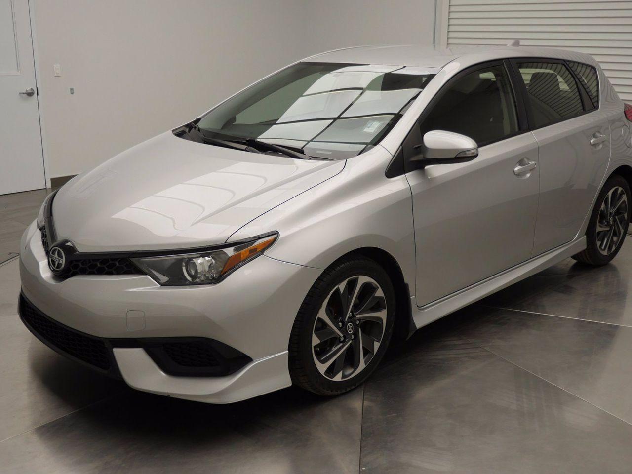 2016 Scion iM Base-3