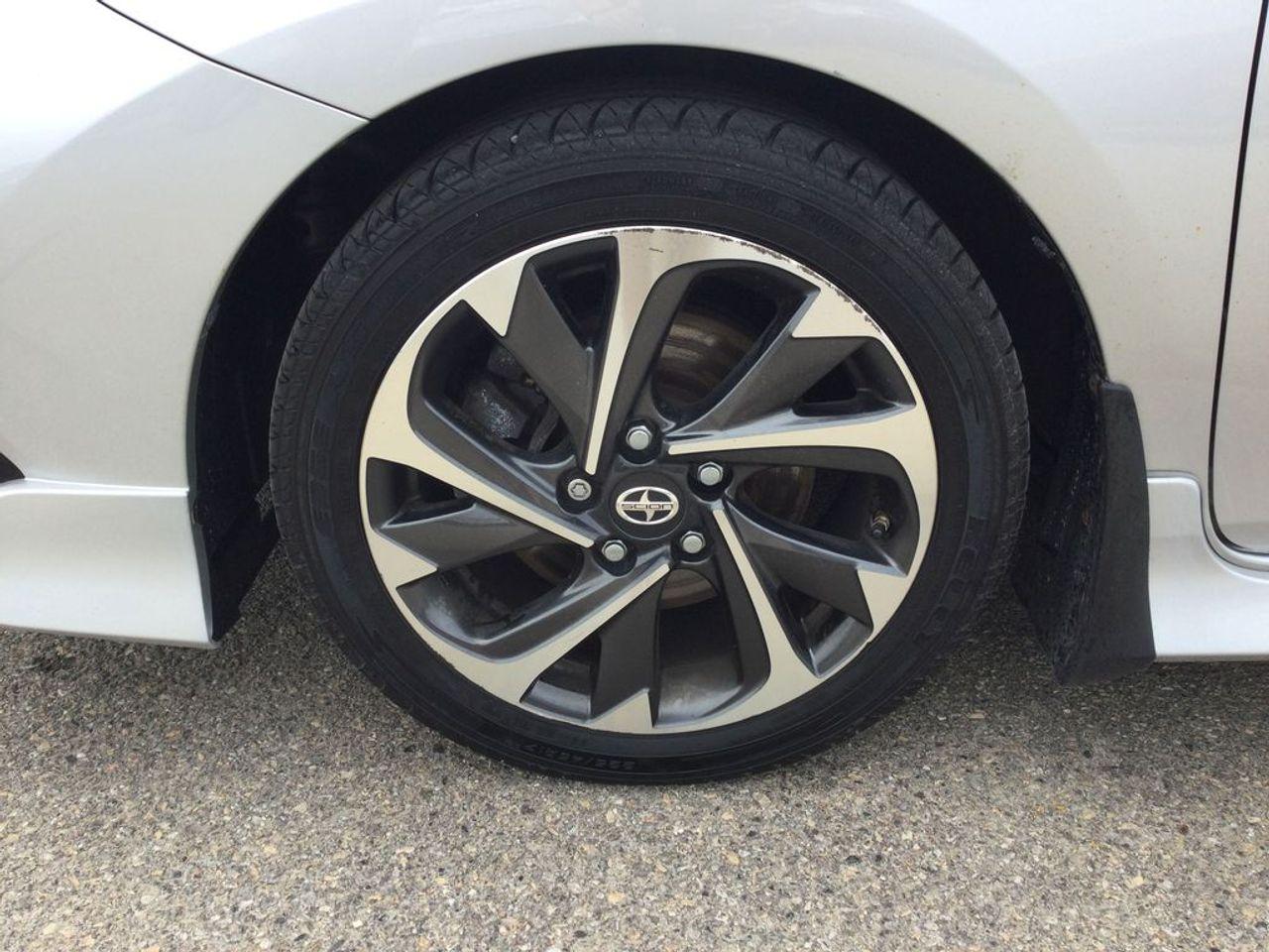 2016 Scion iM Base-2