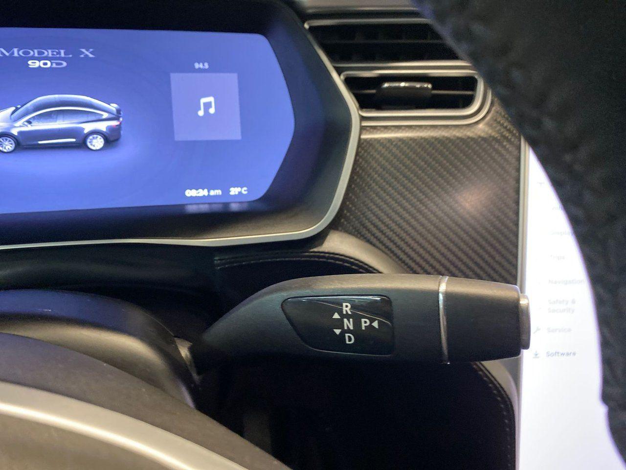 2016 Tesla Model X 90D-4