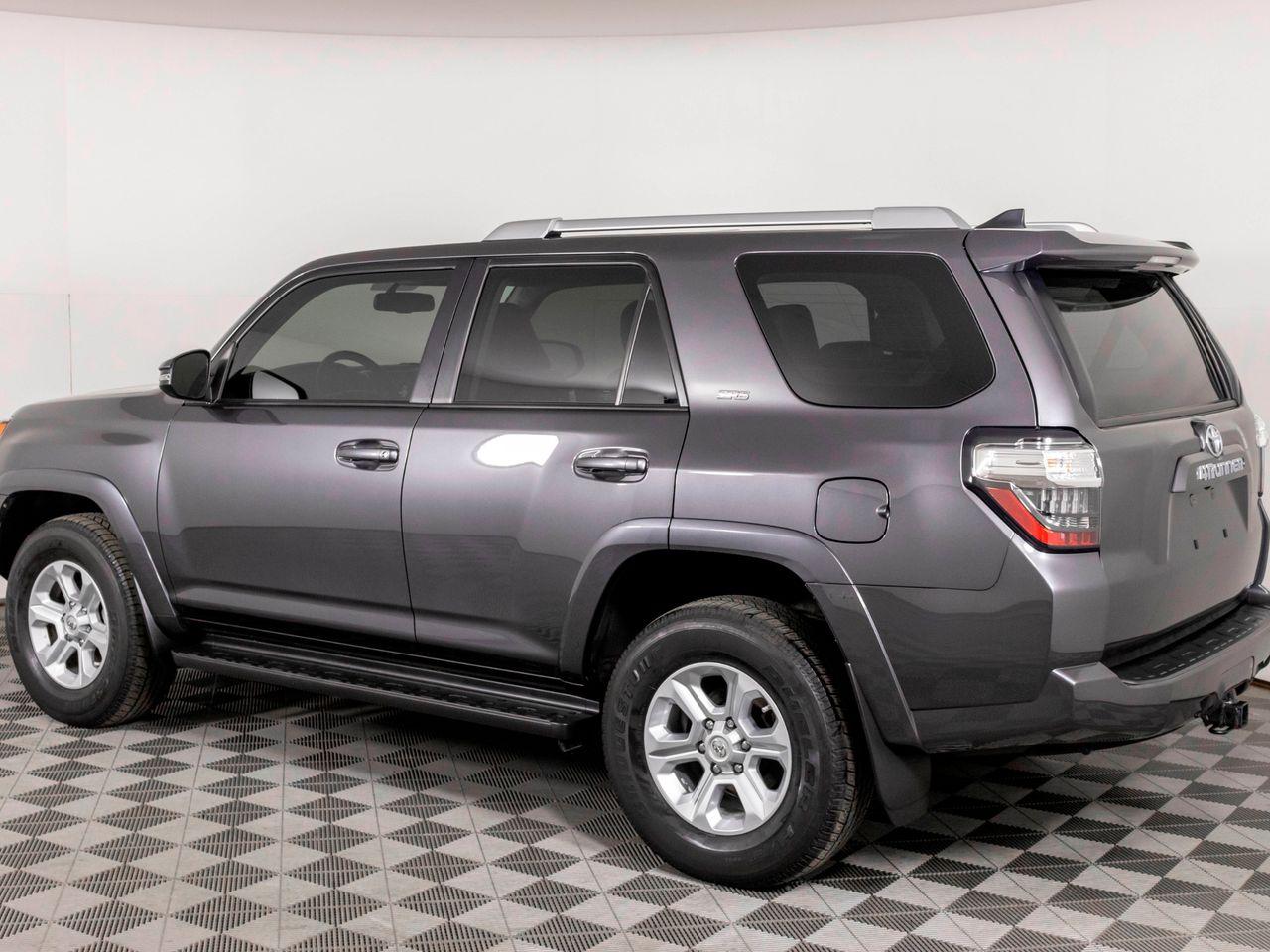 2016 Toyota 4Runner SR5-4