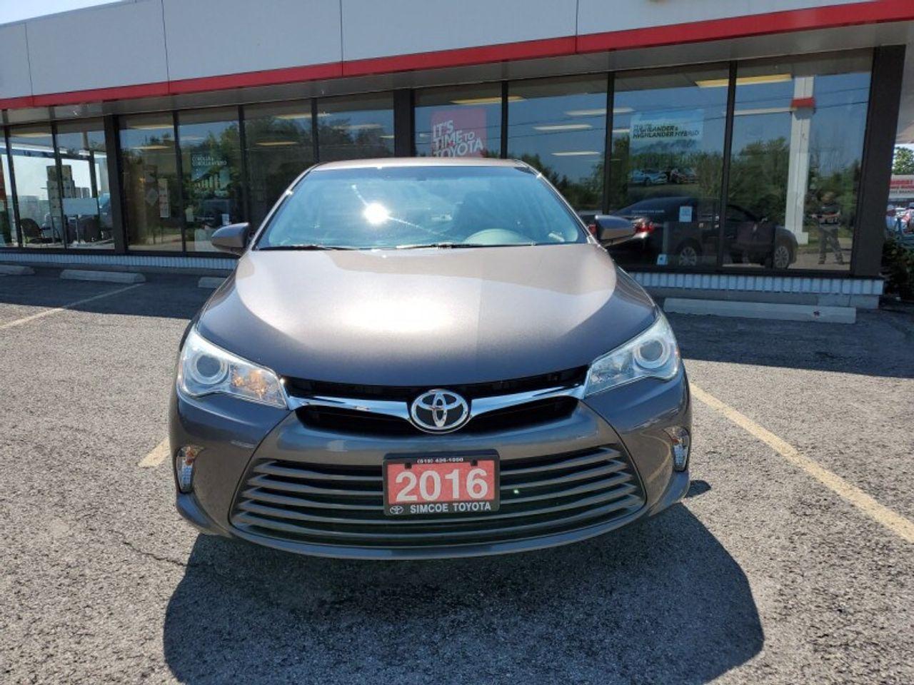 2016 Toyota Camry LE-2