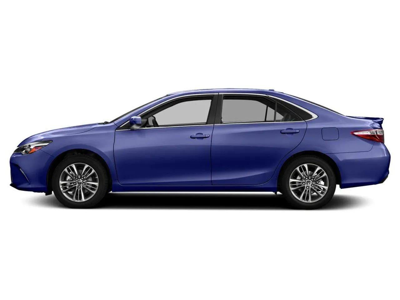 2016 Toyota Camry SE-1