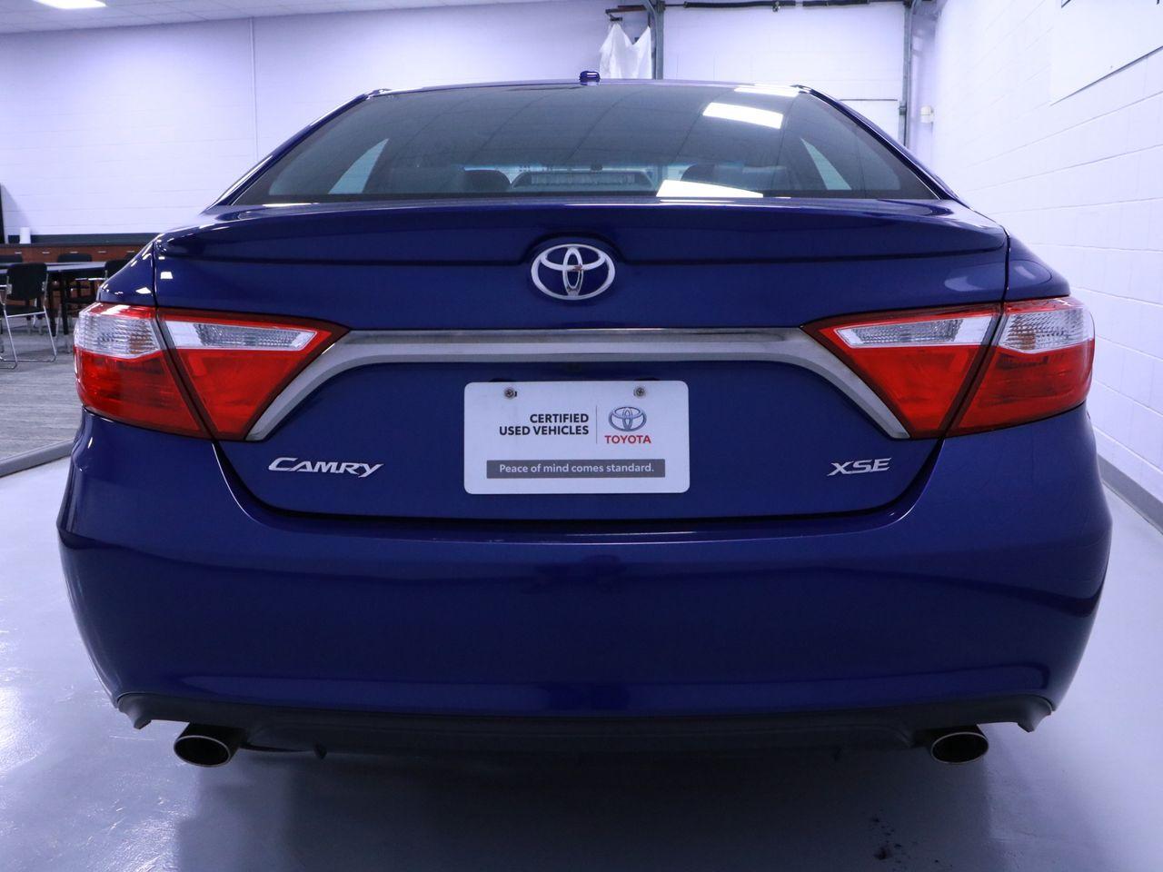 2016 Toyota Camry XSE-3