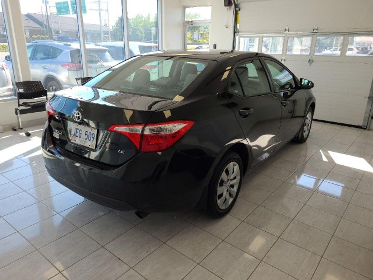2016 Toyota Corolla LE-4