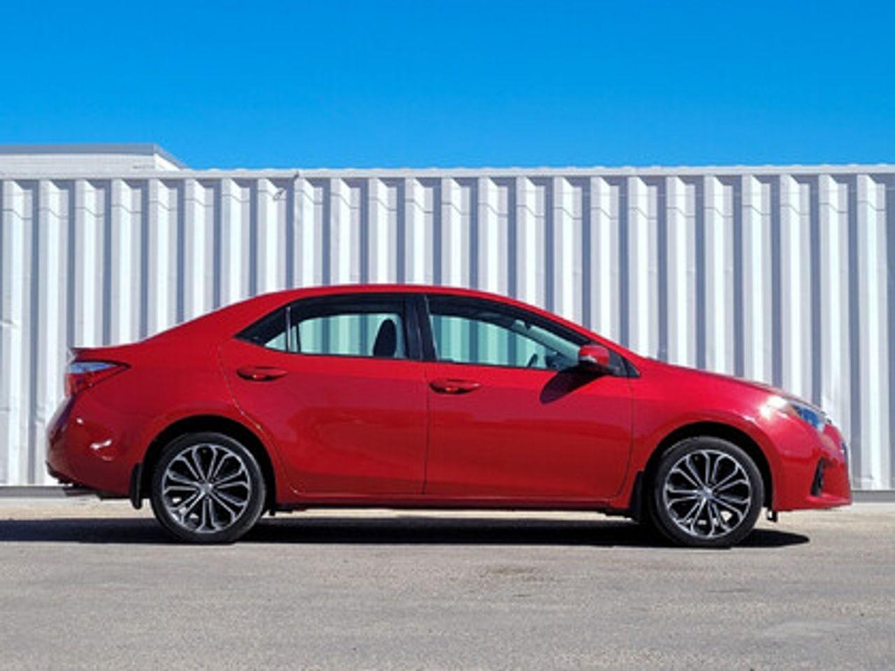 2016 Toyota Corolla Sport-3