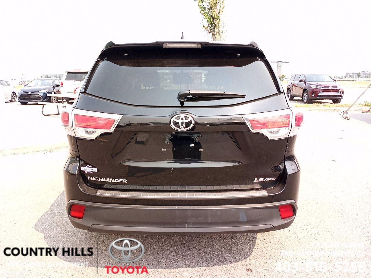 2016 Toyota Highlander LE-4