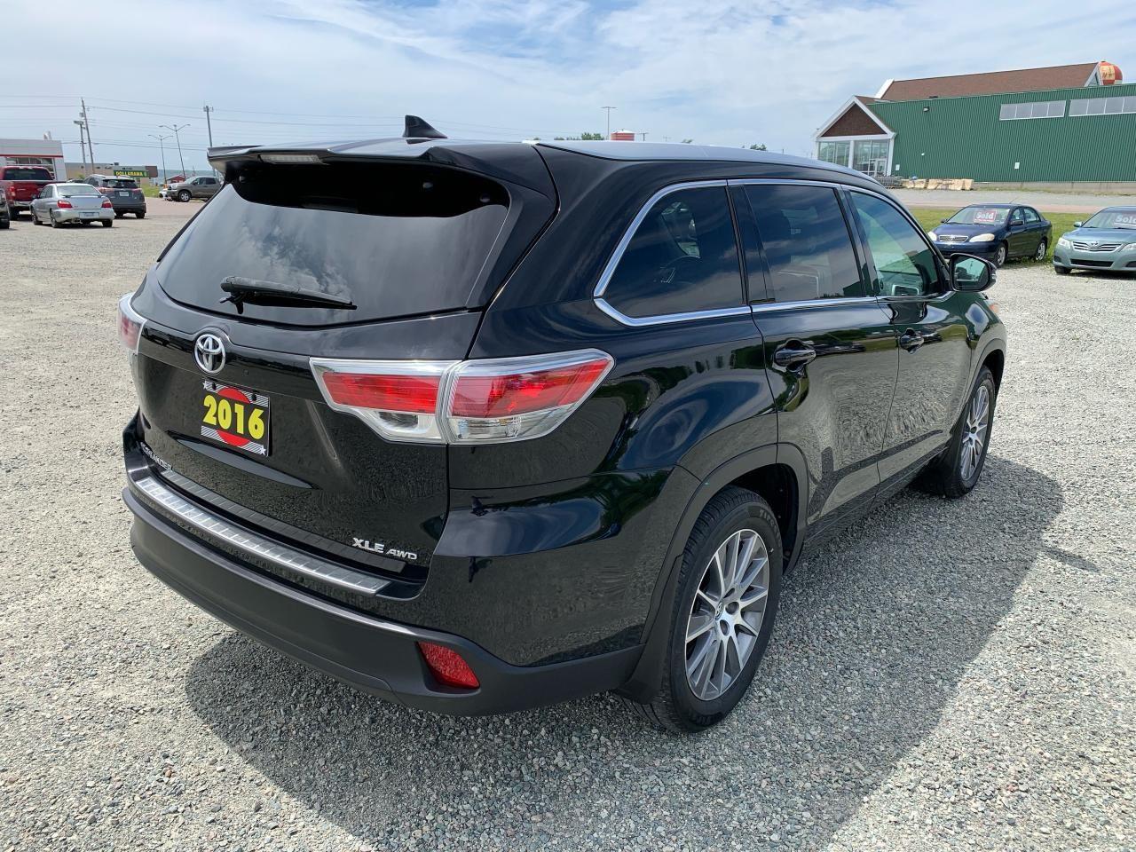 2016 Toyota Highlander XLE-4