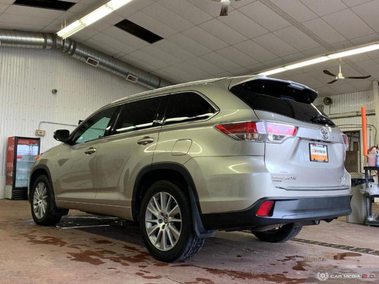 2016 Toyota Highlander XLE-3