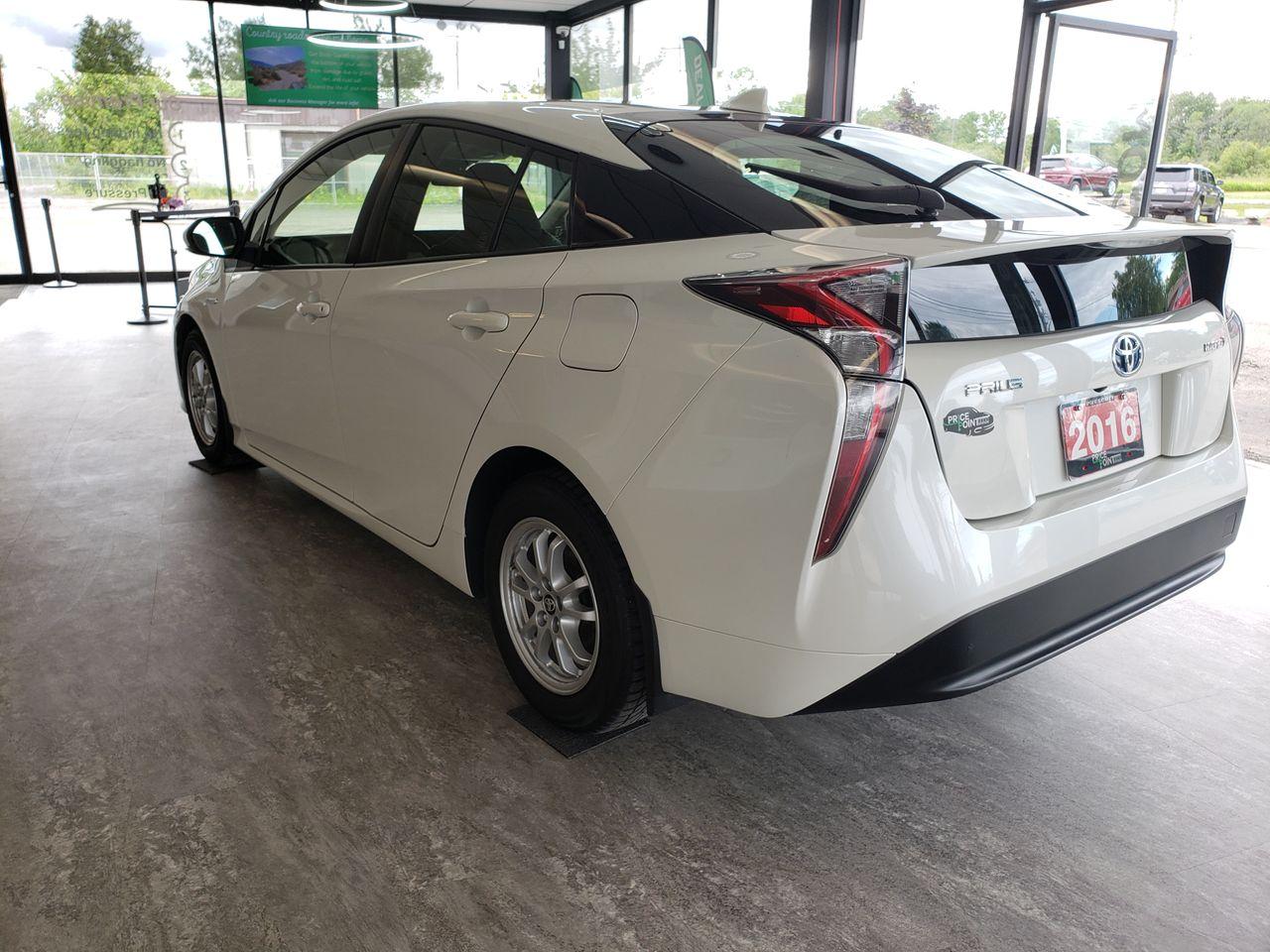 2016 Toyota Prius Two-2