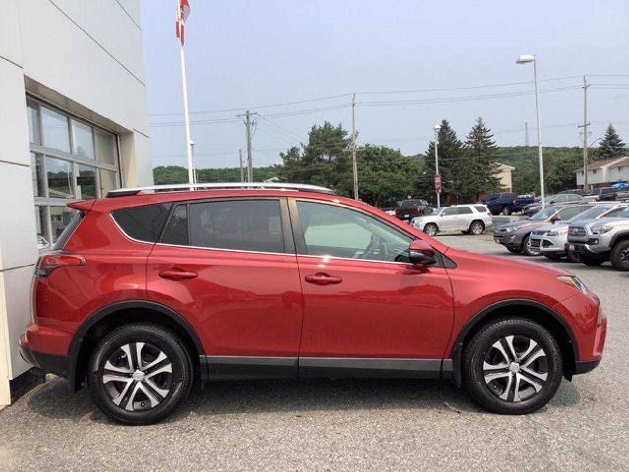 2016 Toyota RAV4 LE-4