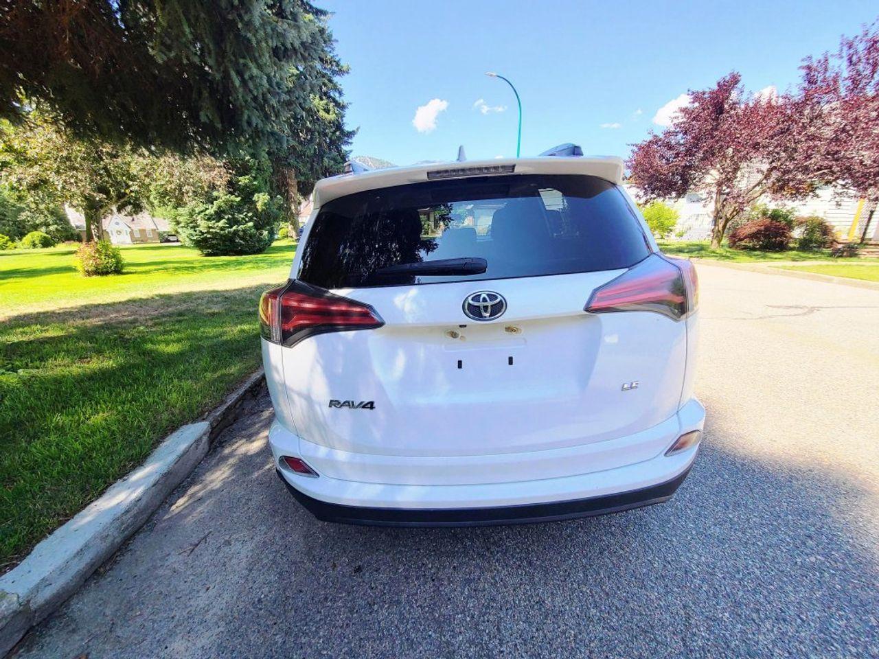 2016 Toyota RAV4 LE-3