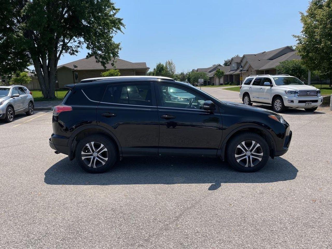 2016 Toyota RAV4 LE-3