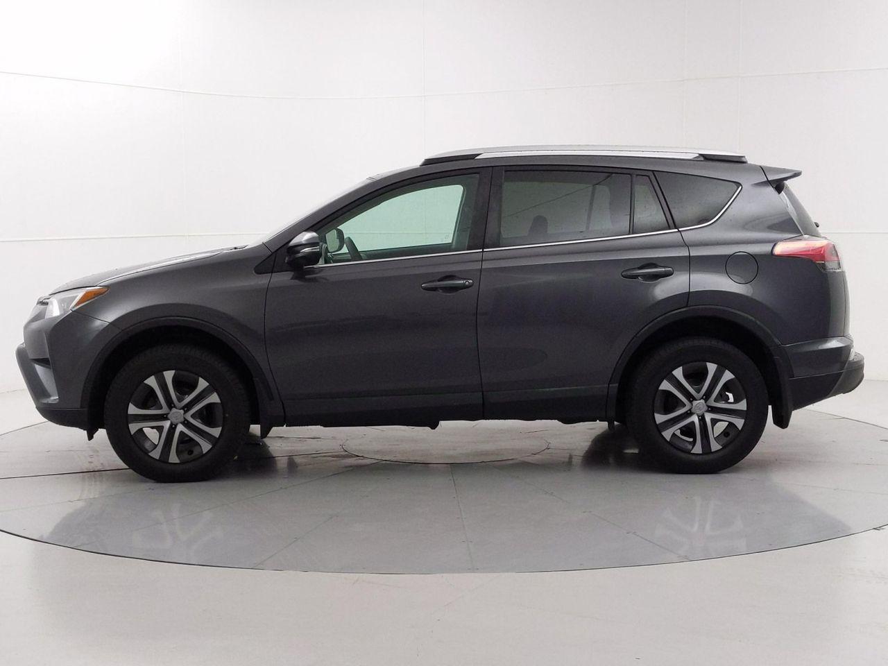 2016 Toyota RAV4 LE-4