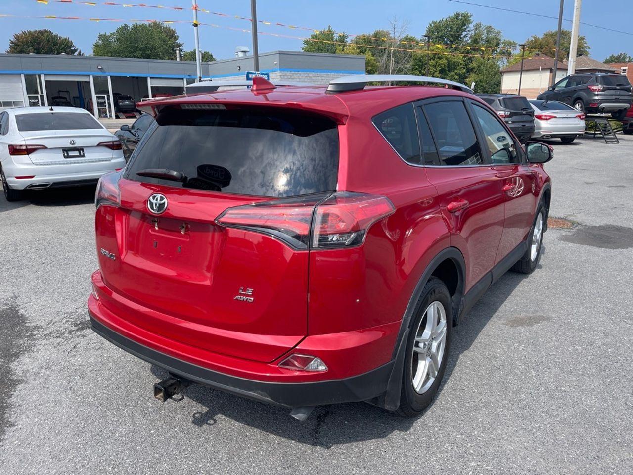 2016 Toyota RAV4 LE-2