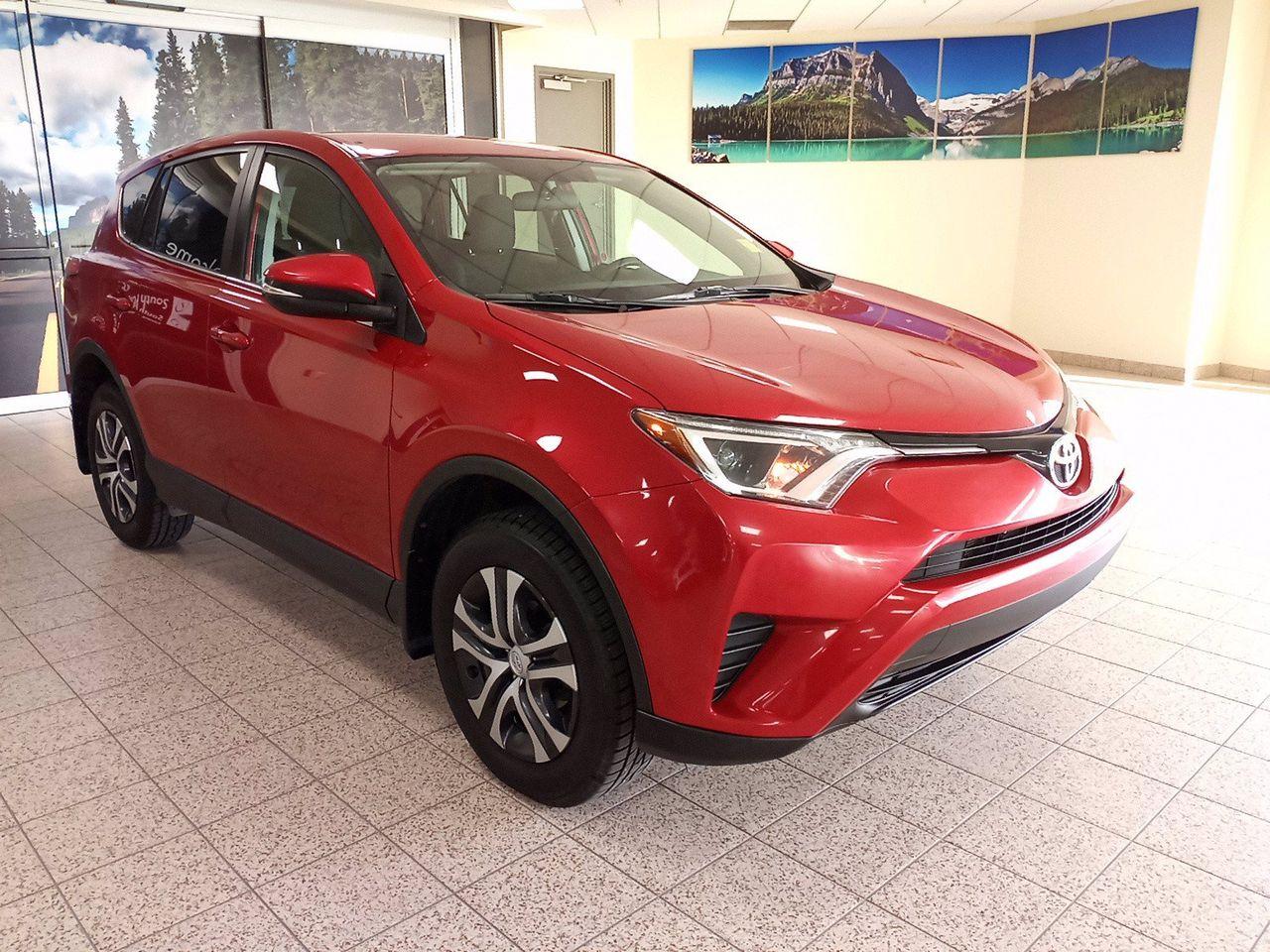 2016 Toyota RAV4 LE-2