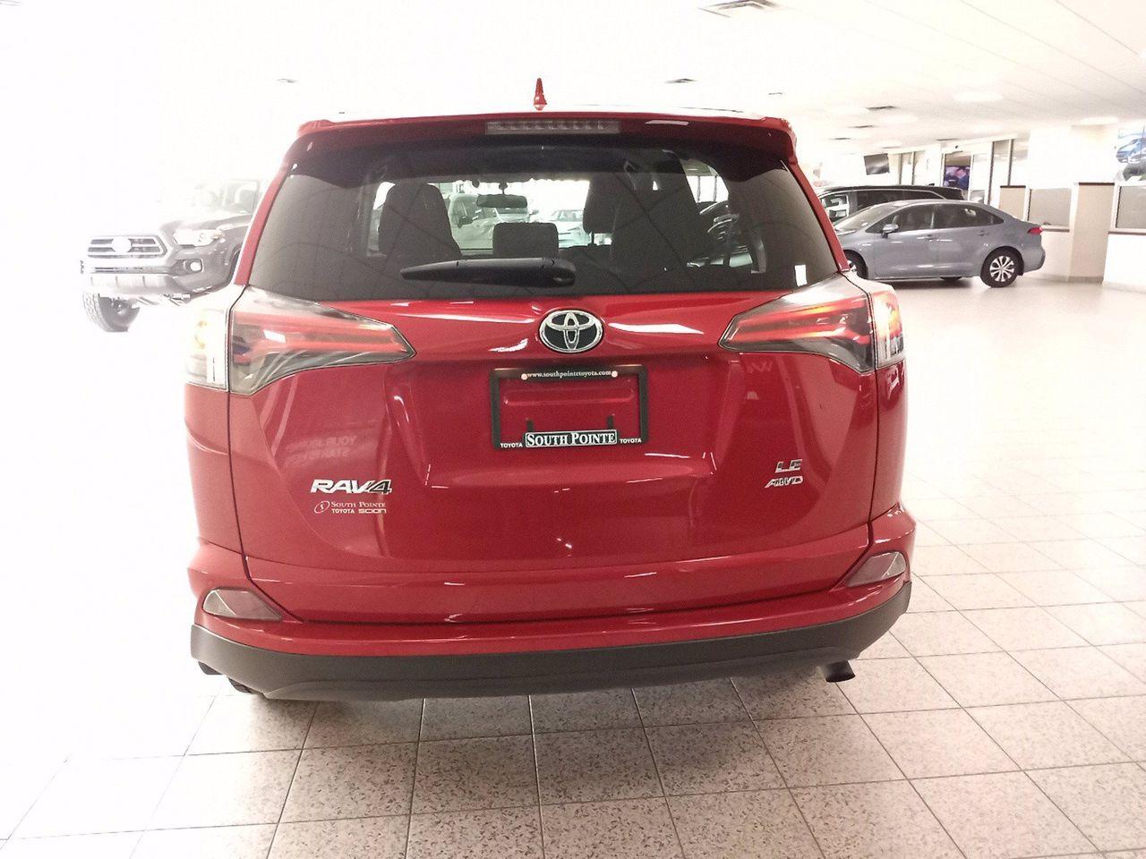 2016 Toyota RAV4 LE-4