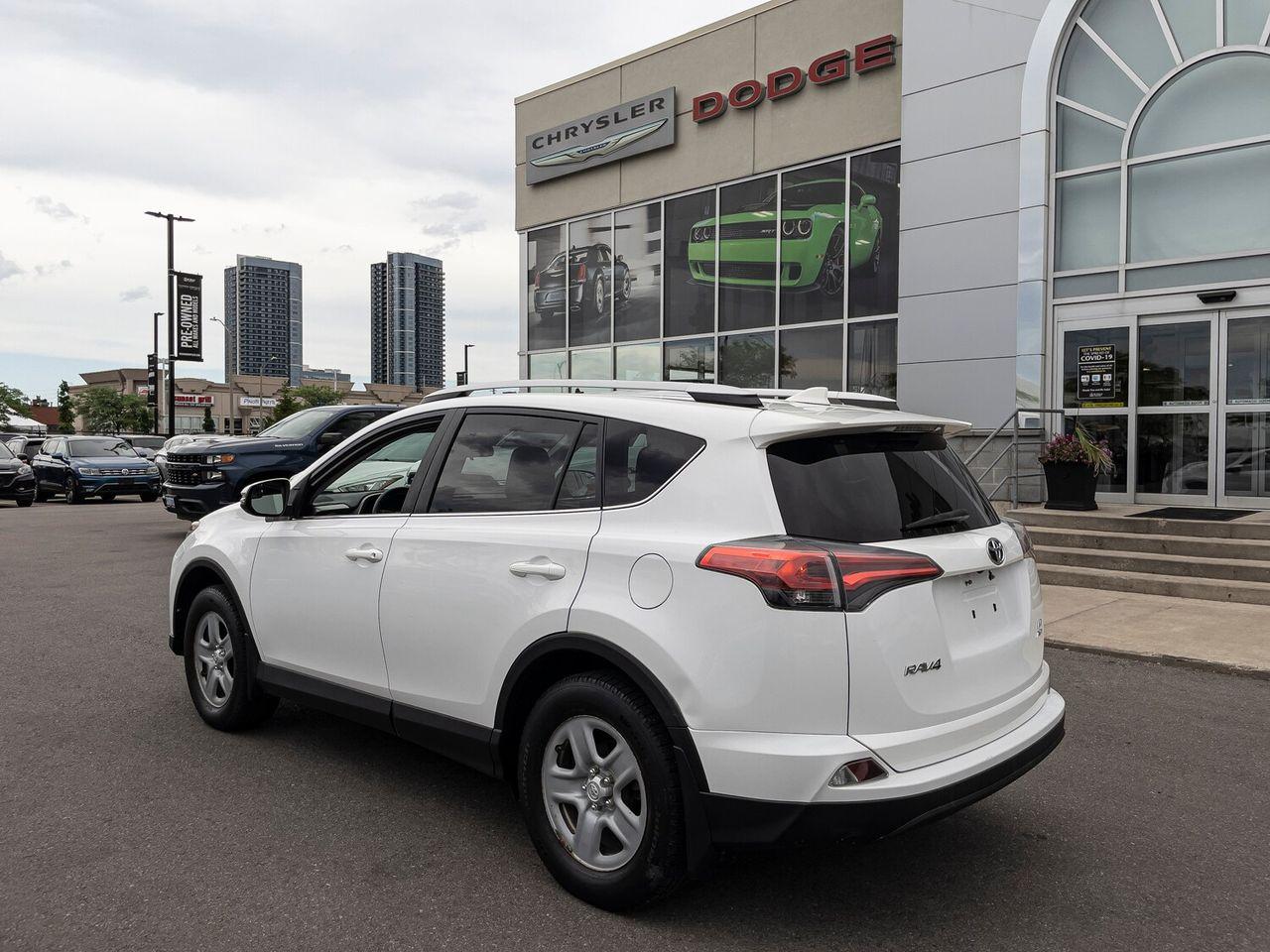 2016 Toyota RAV4 LE-2