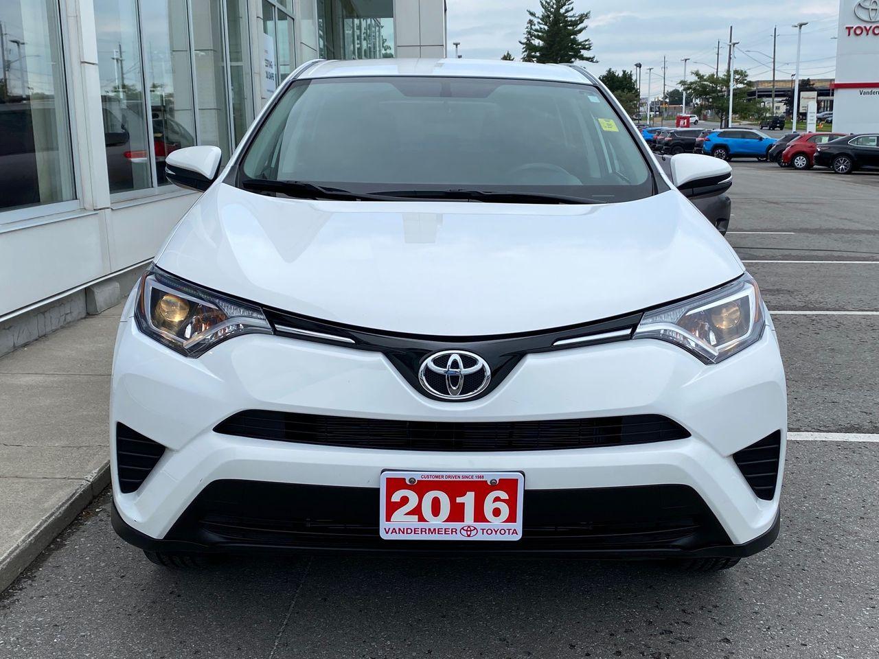 2016 Toyota RAV4 LE-2
