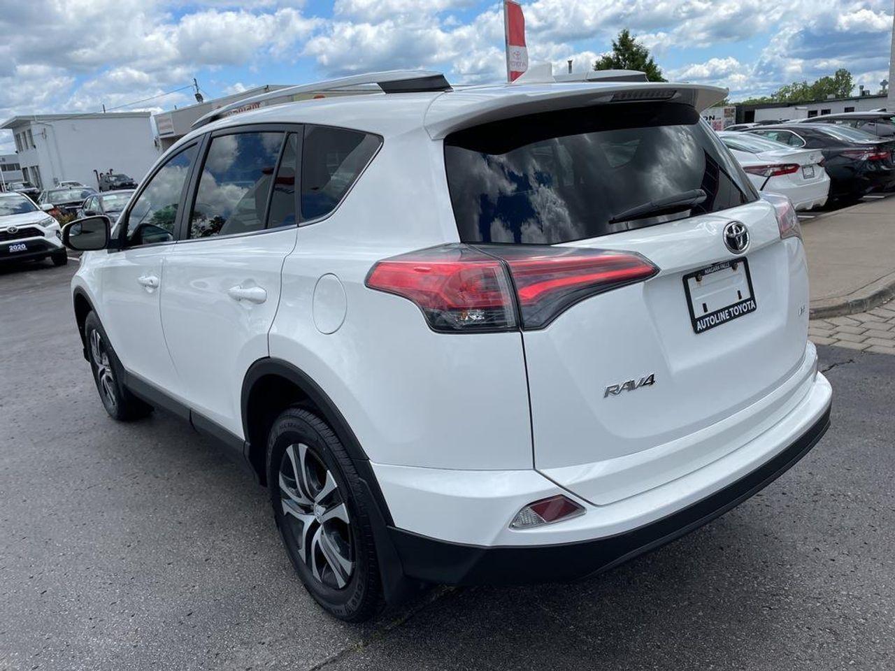 2016 Toyota RAV4 LE-3