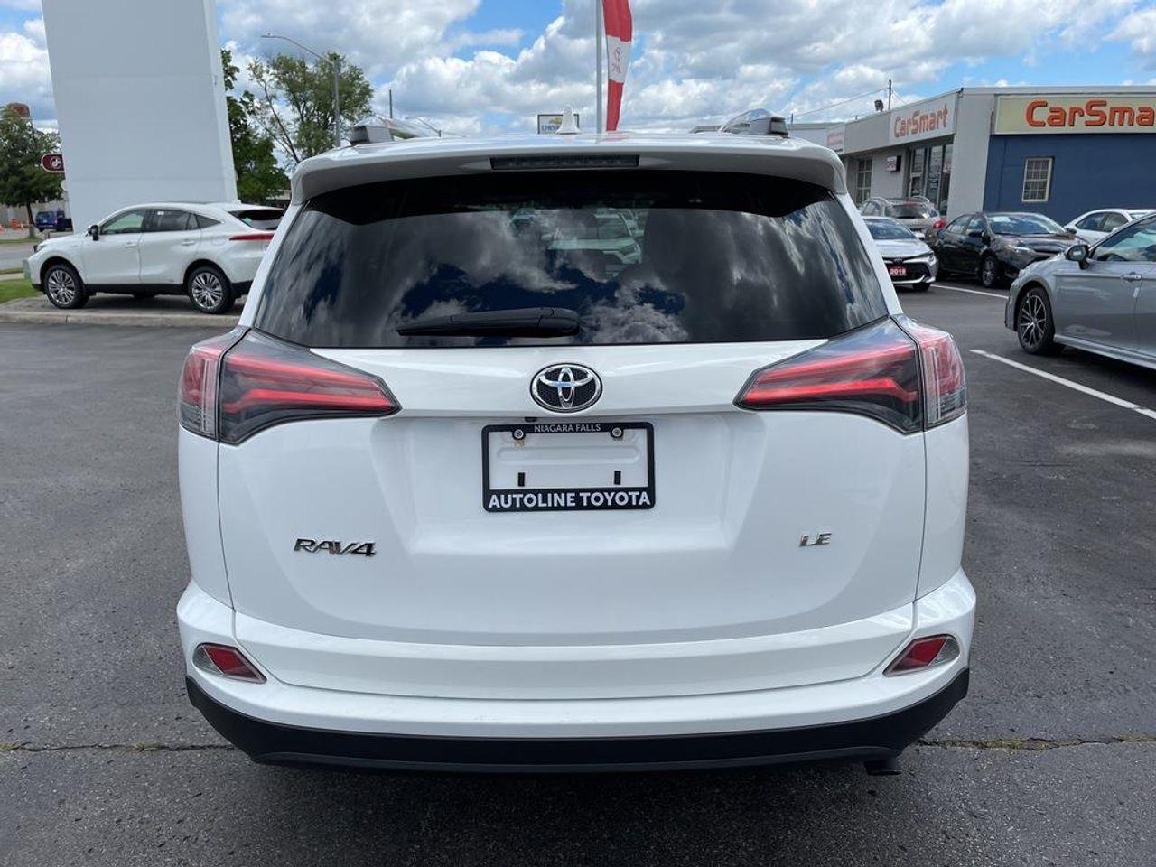 2016 Toyota RAV4 LE-4