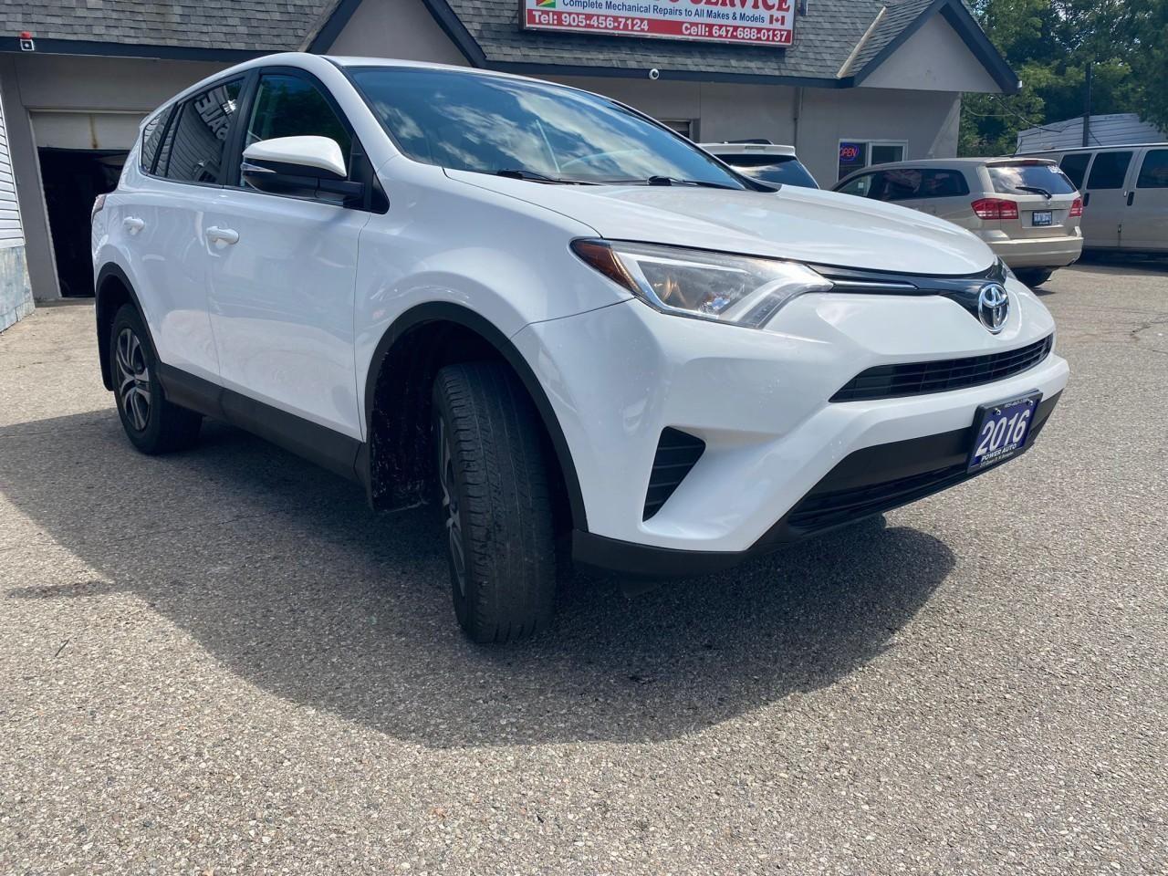 2016 Toyota RAV4 LE-3