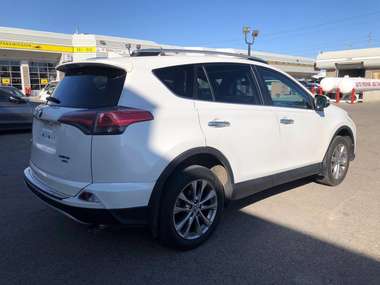 2016 Toyota RAV4 Limited-4
