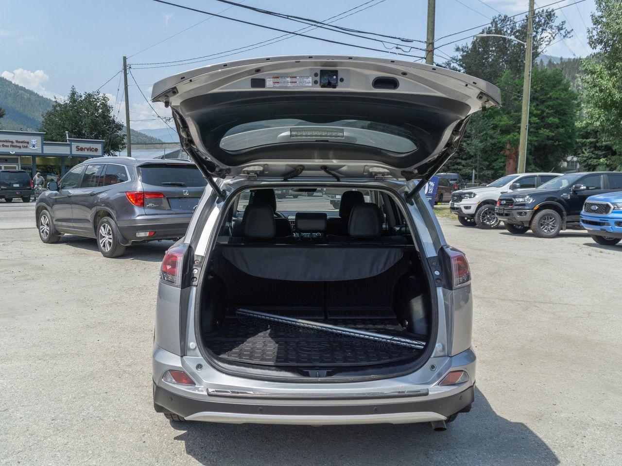 2016 Toyota RAV4 Limited-3