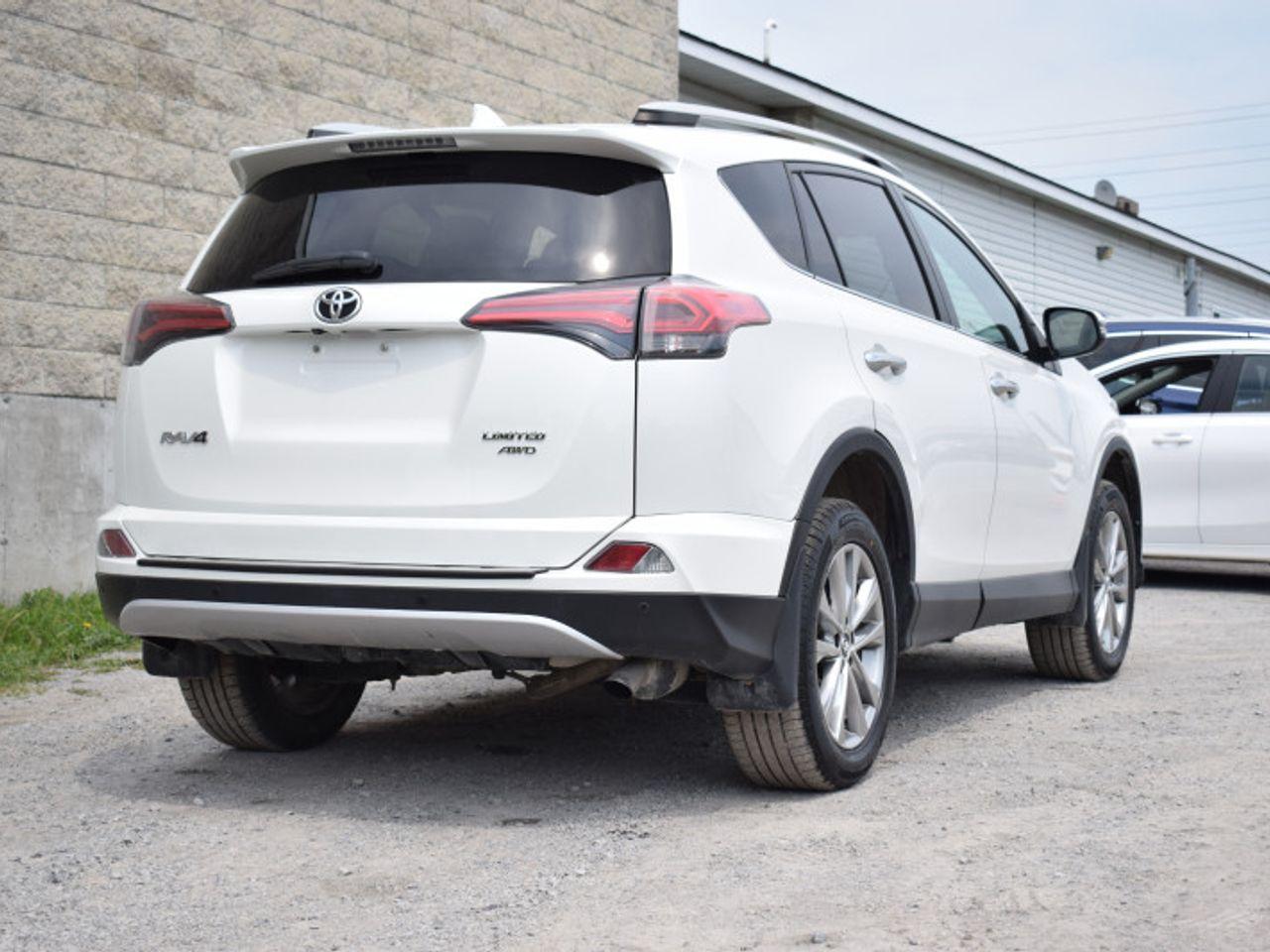 2016 Toyota RAV4 Limited-4