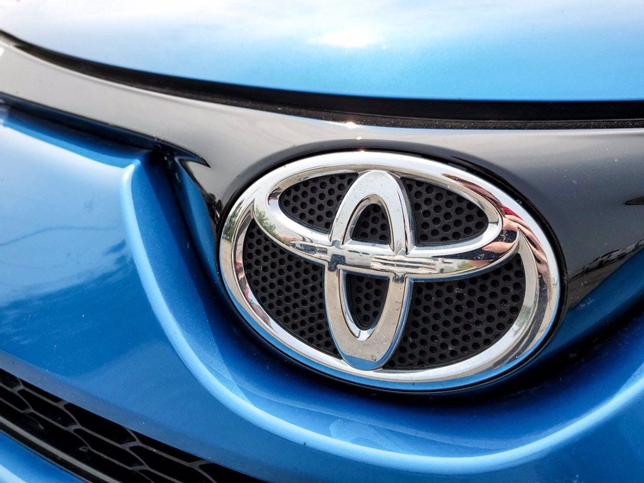 2016 Toyota RAV4 SE-4