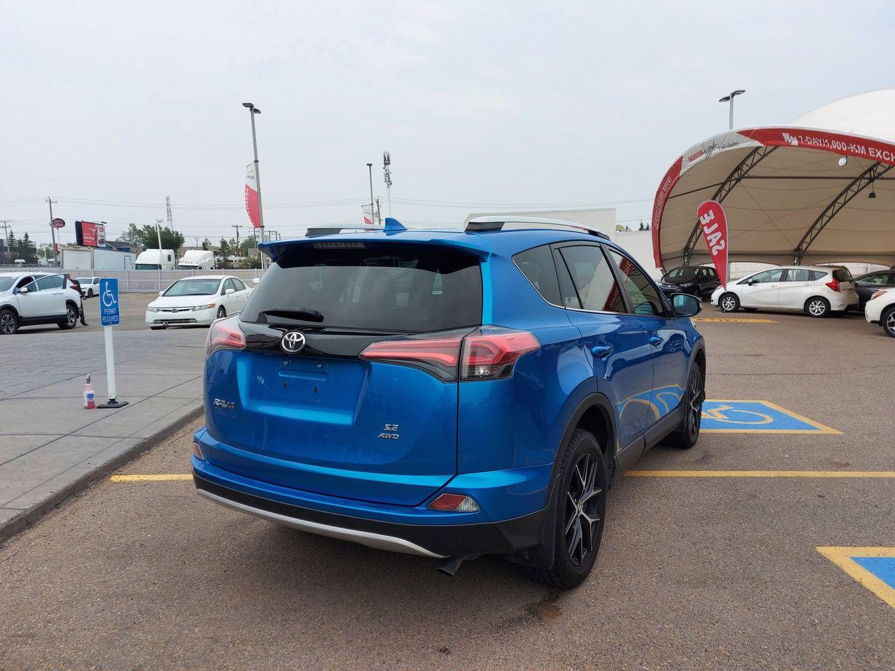 2016 Toyota RAV4 SE-2