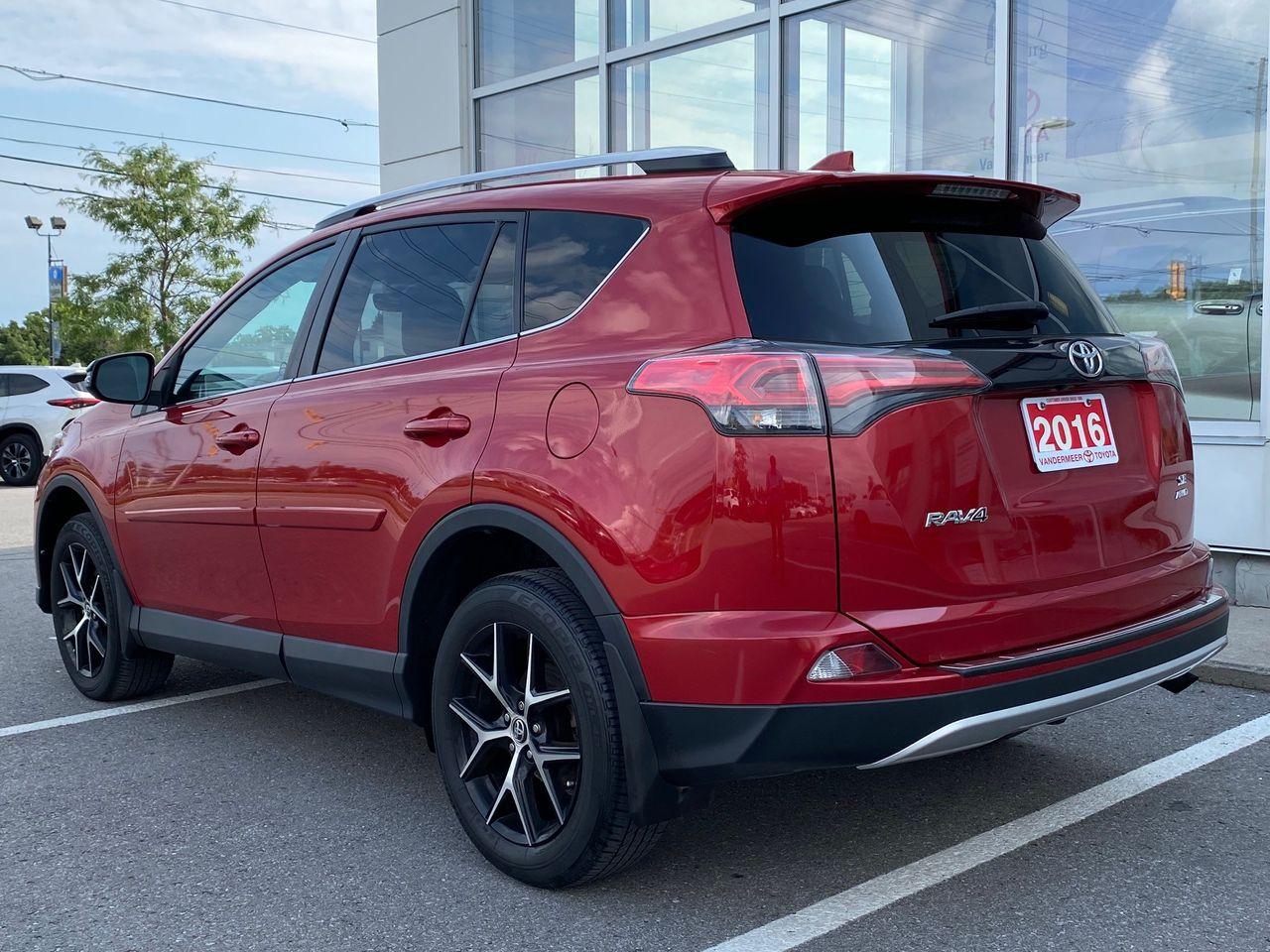 2016 Toyota RAV4 SE-3