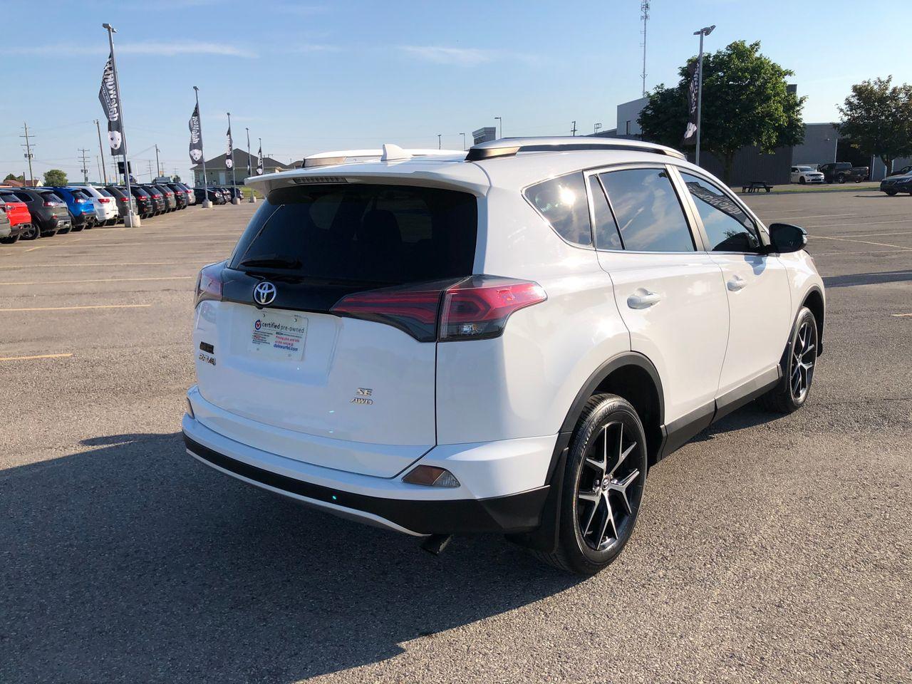 2016 Toyota RAV4 SE-2