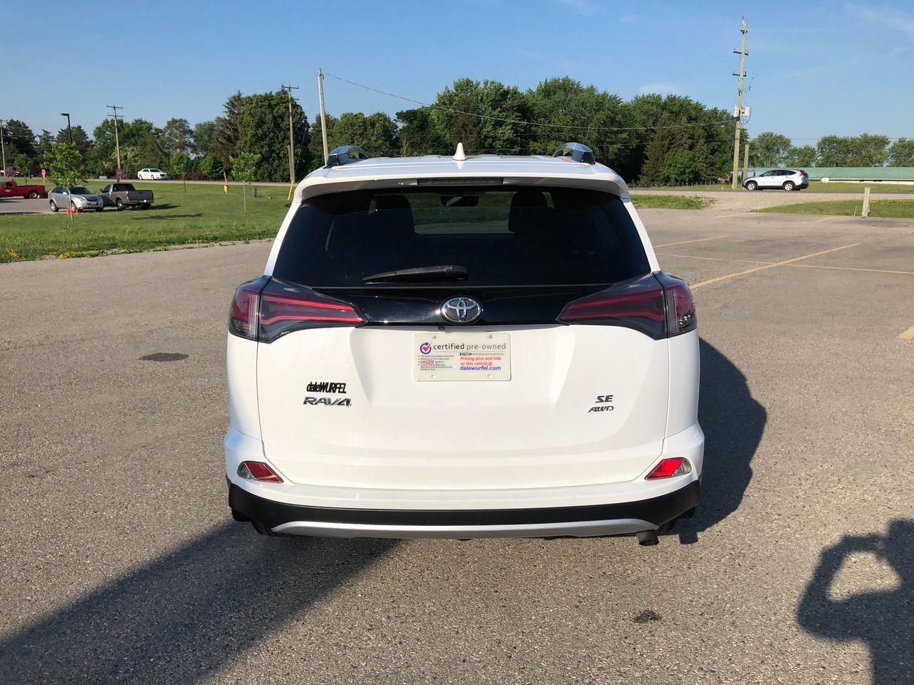 2016 Toyota RAV4 SE-3