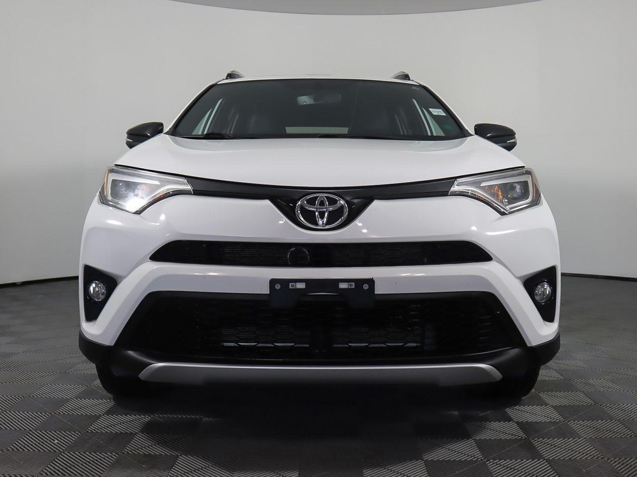 2016 Toyota RAV4 SE-1