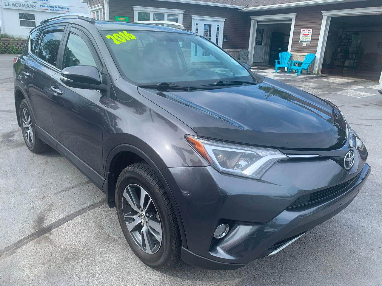 2016 Toyota RAV4 XLE-2