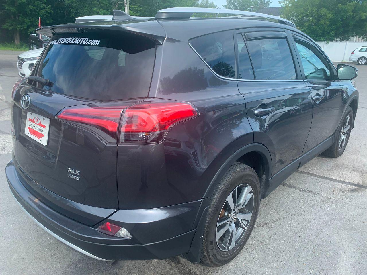 2016 Toyota RAV4 XLE-3