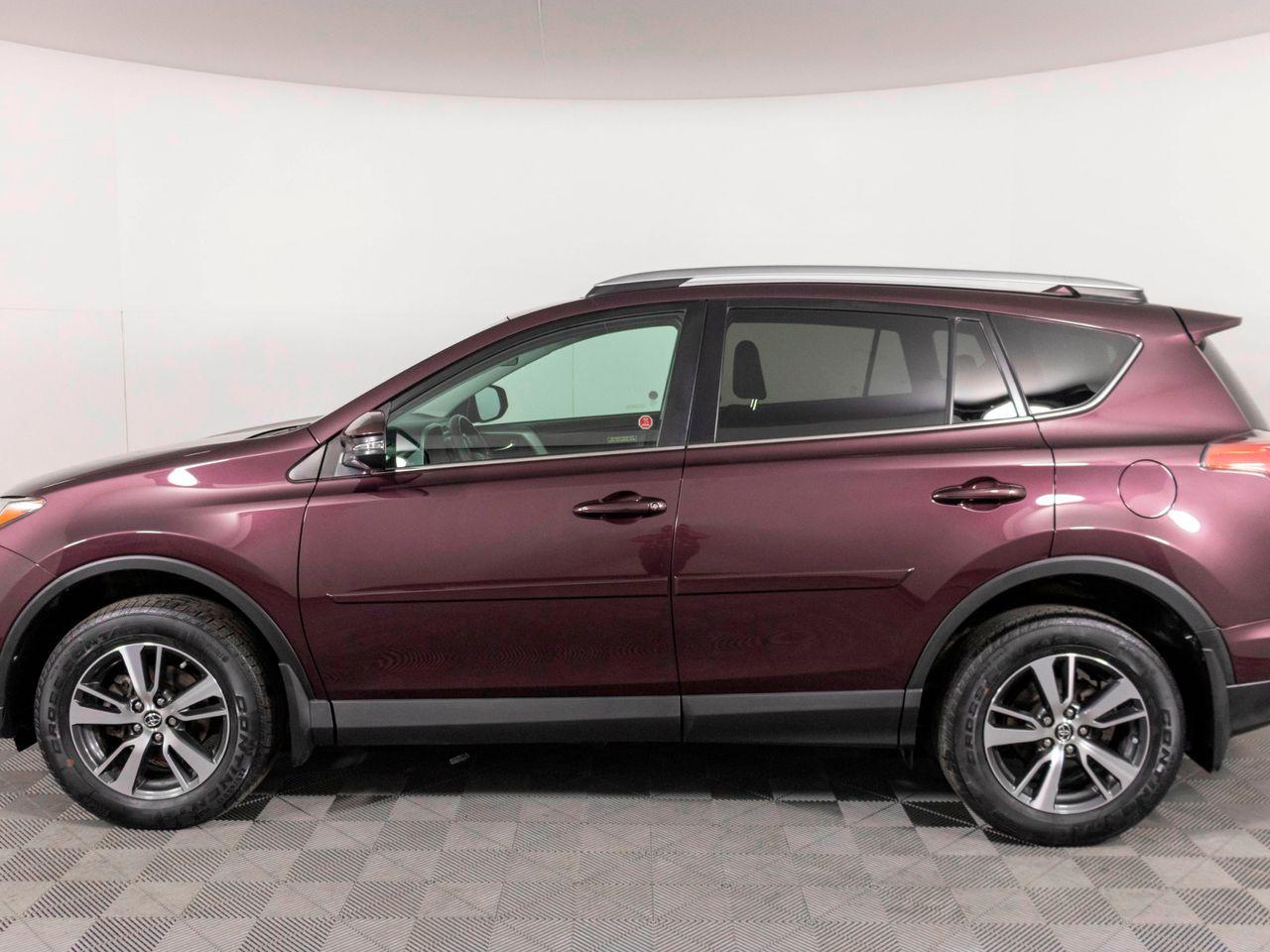 2016 Toyota RAV4 XLE-3