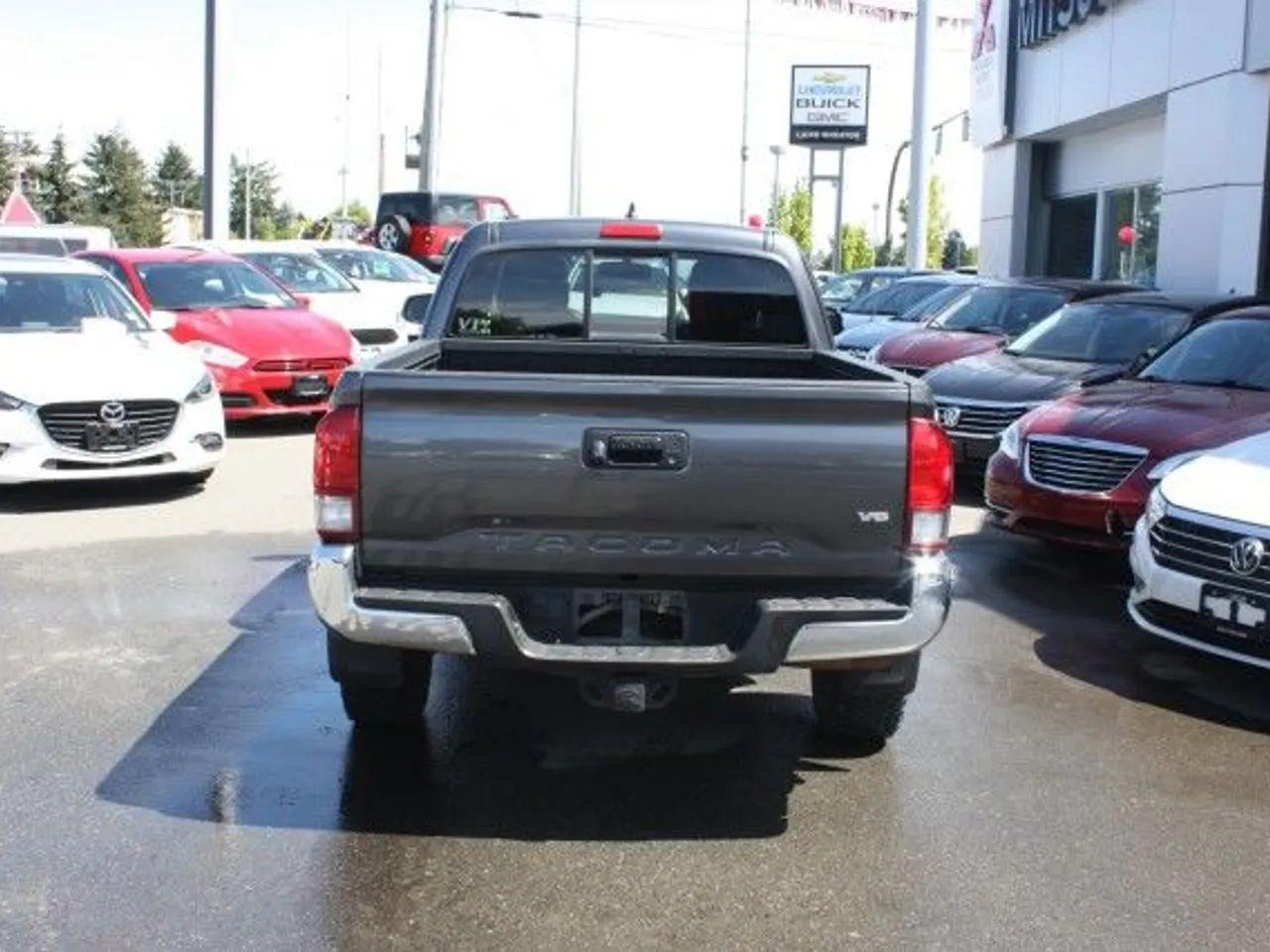 2016 Toyota Tacoma SR5-2