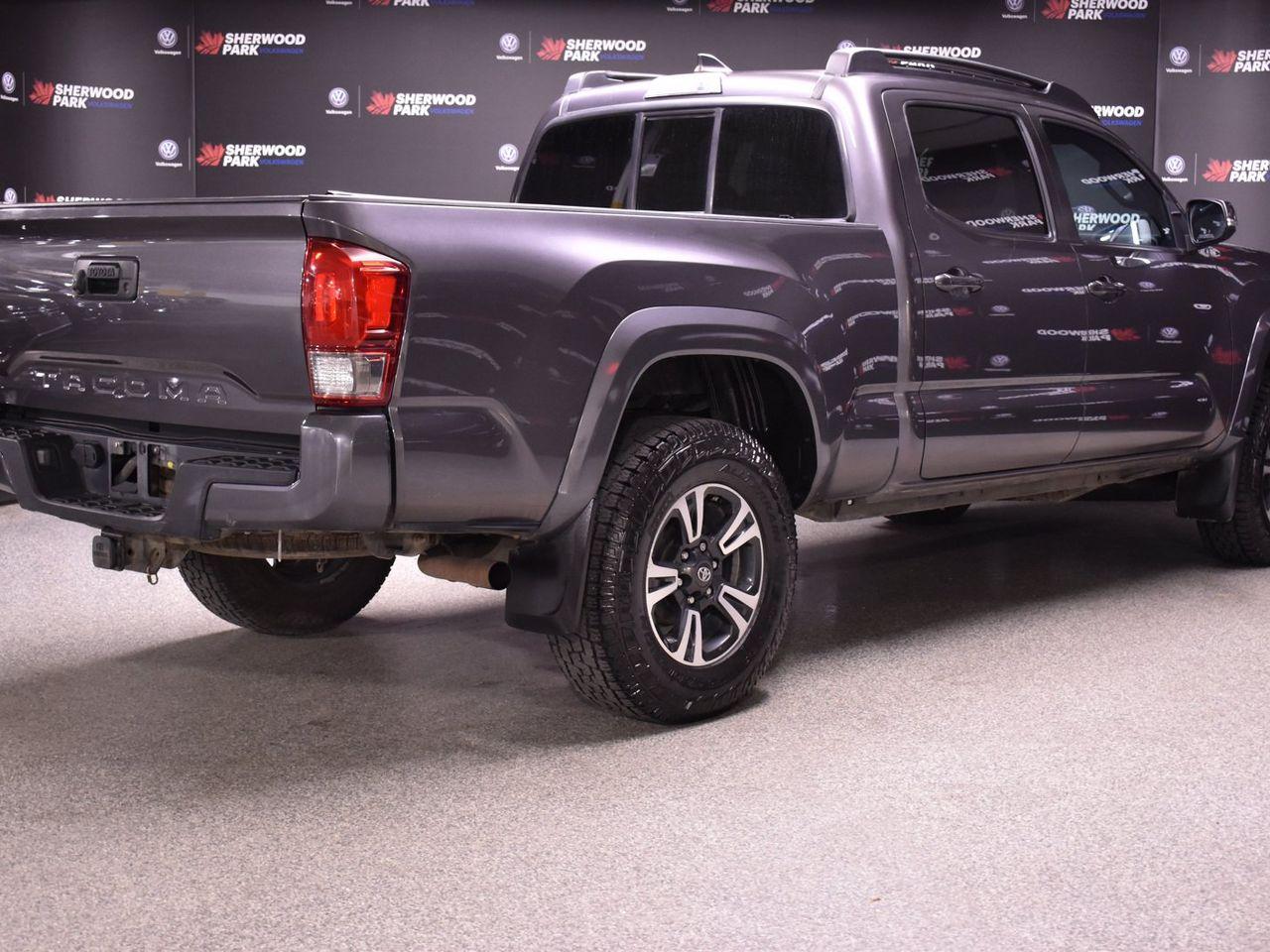 2016 Toyota Tacoma SR5-4