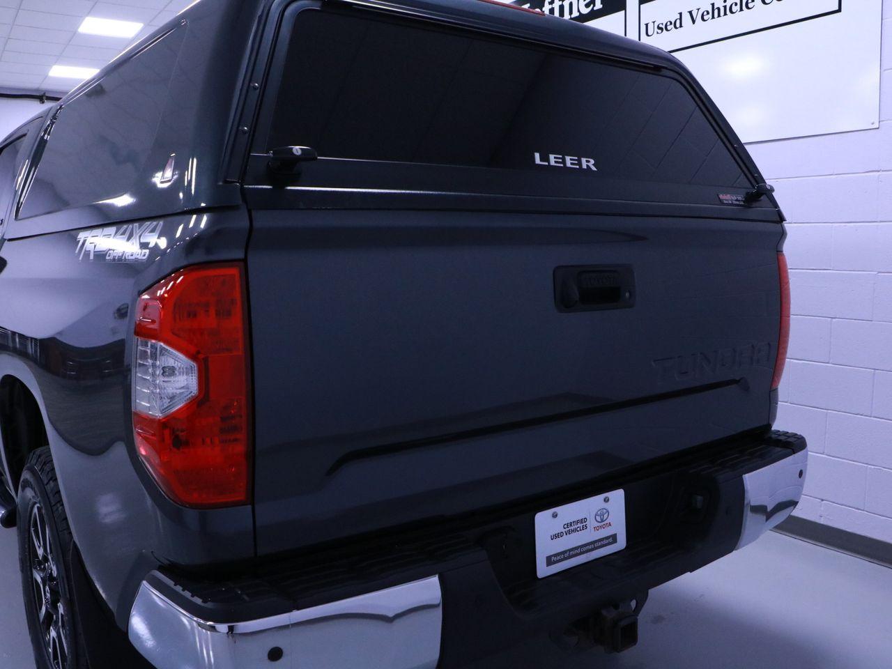 2016 Toyota Tundra SR5-3