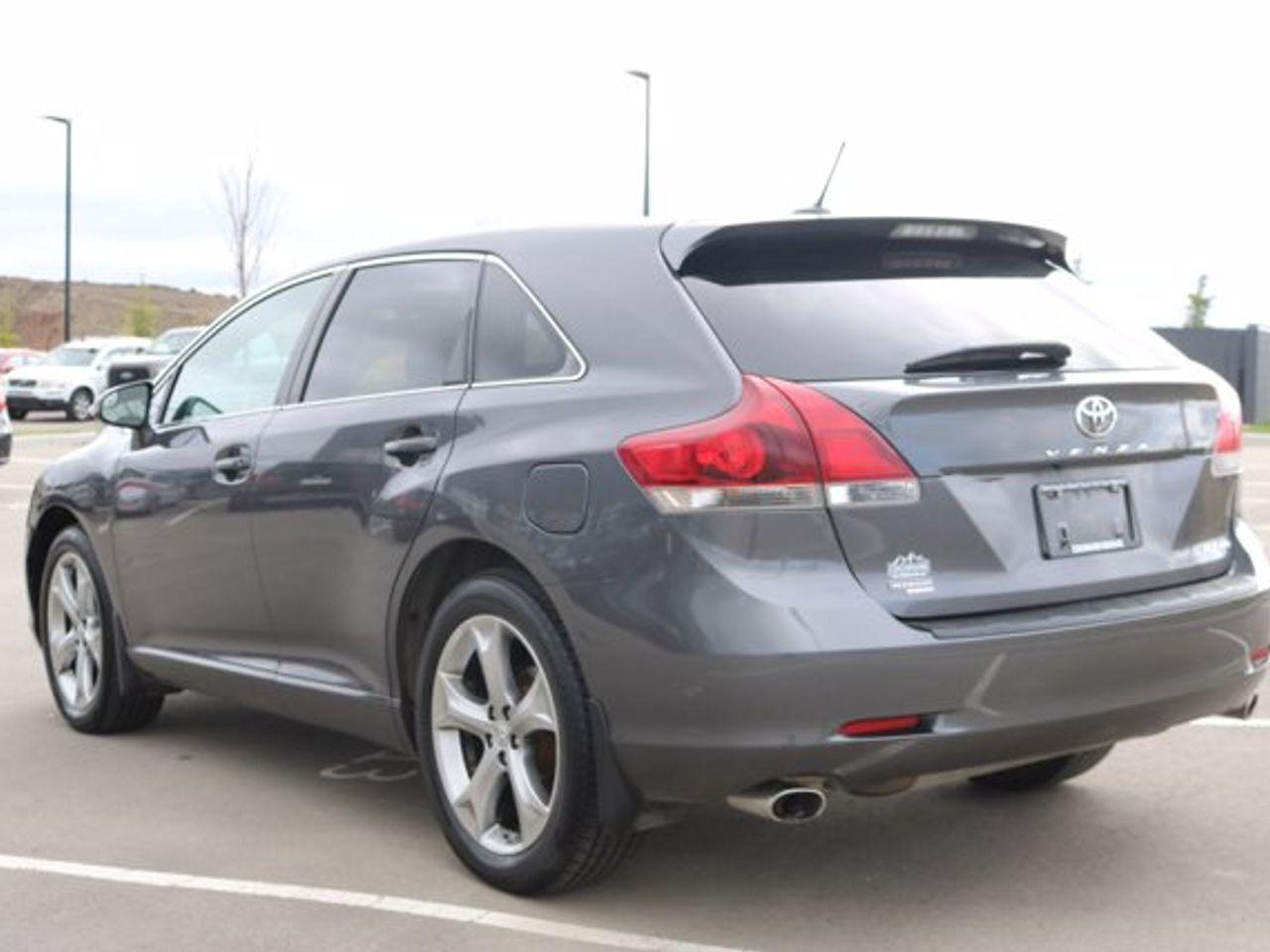2016 Toyota Venza Base-2