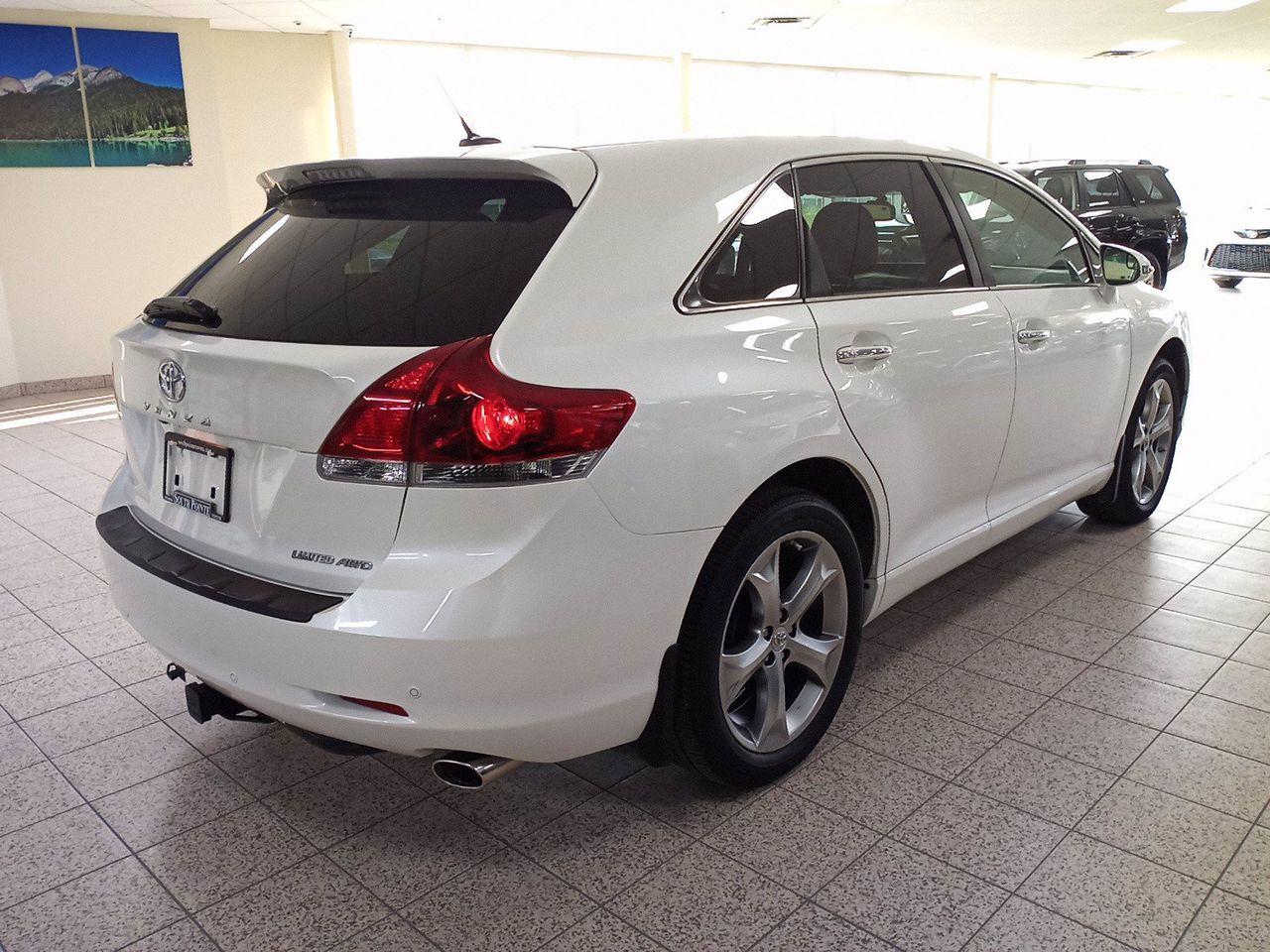 2016 Toyota Venza Limited-3
